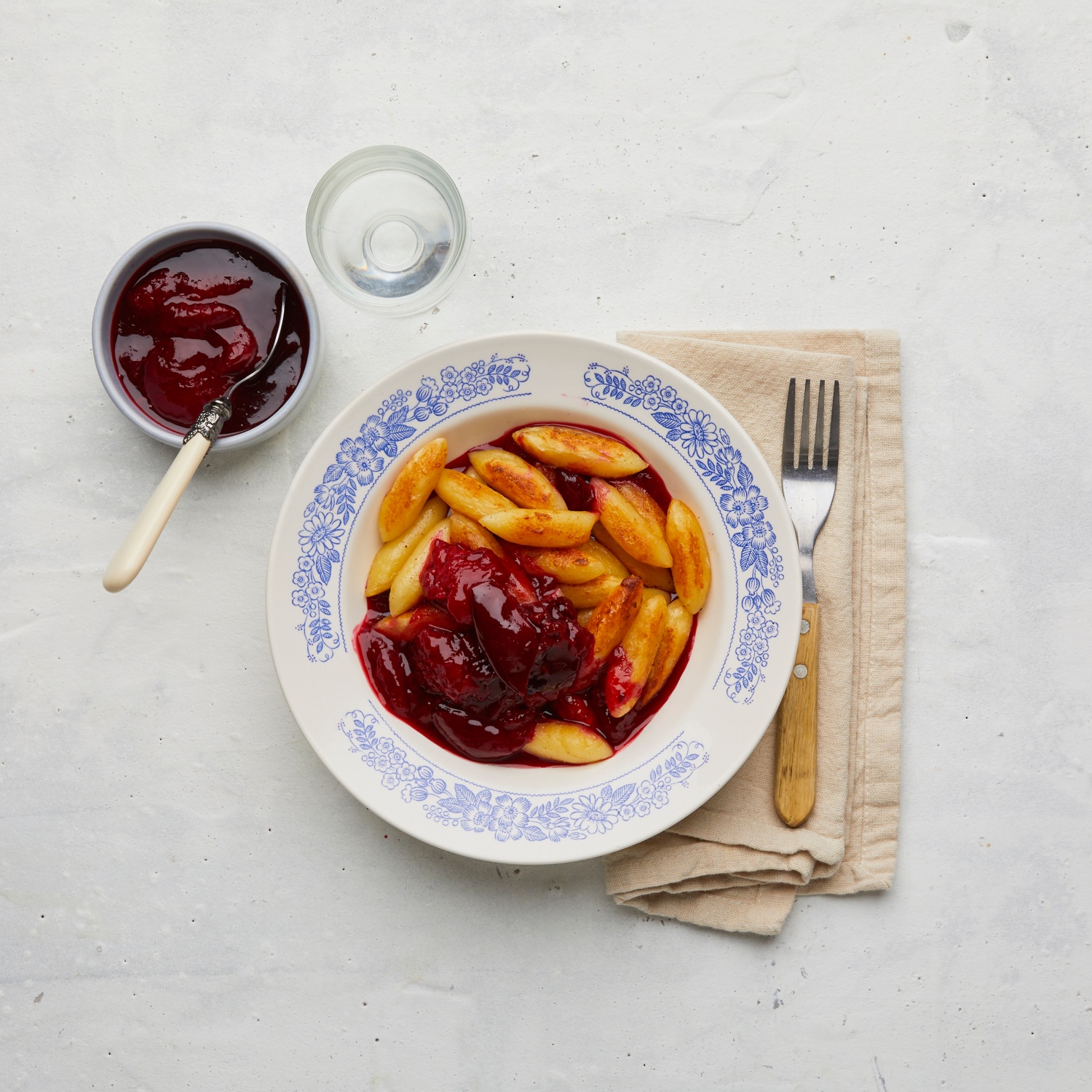 Schupfnudeln mit Pflaumenkompott | ALDI Rezeptwelt
